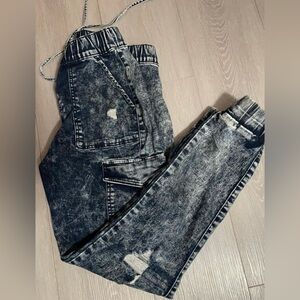 WAX jean cargo Women's Distressed  Jeans size small